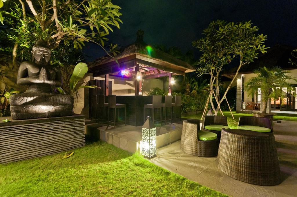 Villa Mahkota Seminyak Eksteriør billede