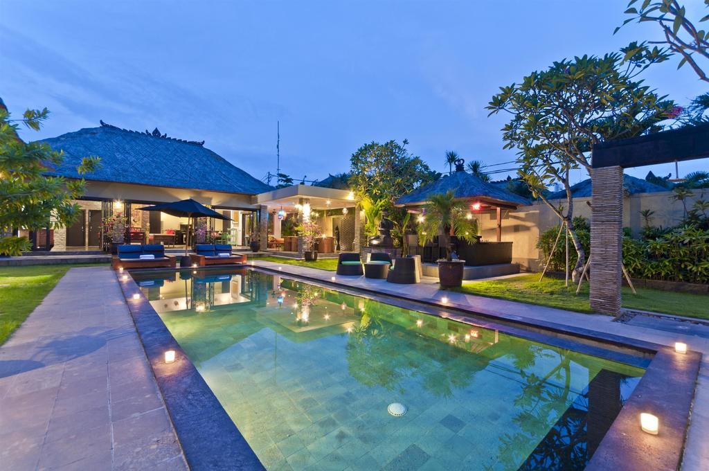 Villa Mahkota Seminyak Eksteriør billede