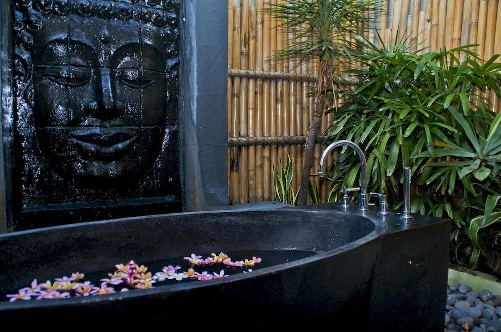 Villa Mahkota Seminyak Eksteriør billede
