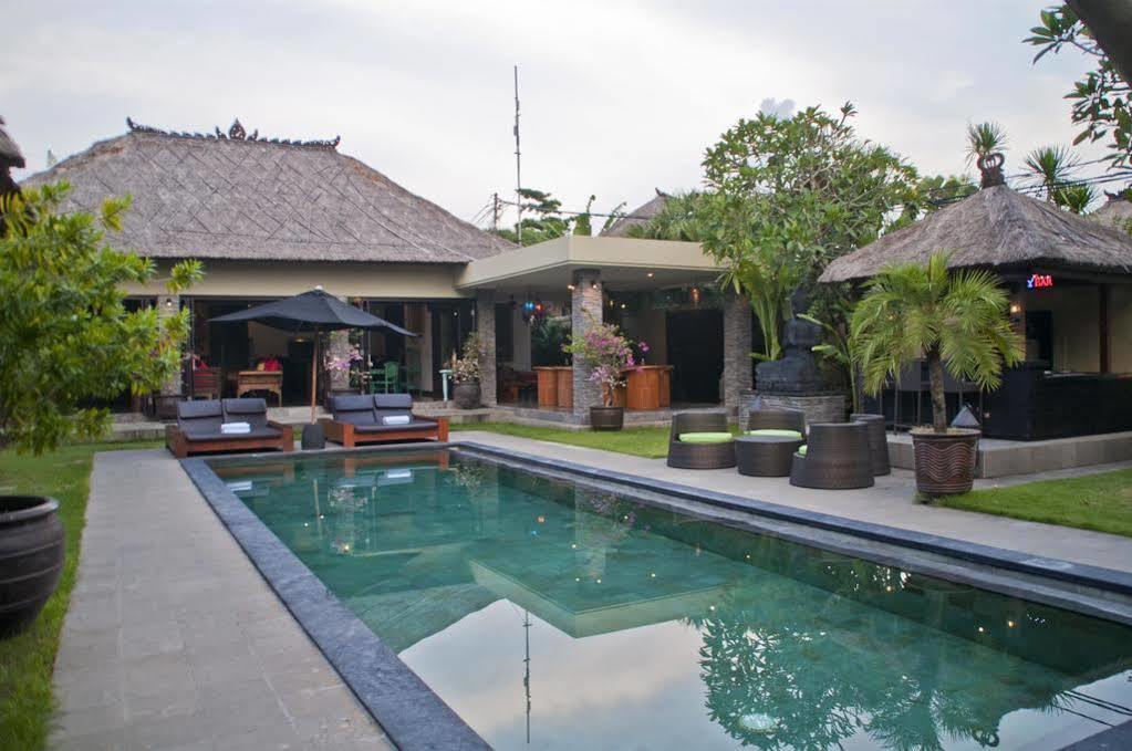 Villa Mahkota Seminyak Eksteriør billede