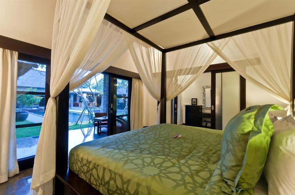 Villa Mahkota Seminyak Eksteriør billede