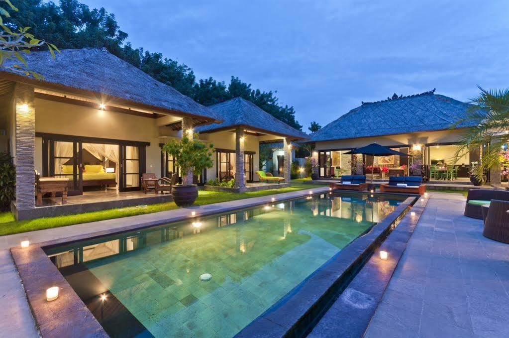 Villa Mahkota Seminyak Eksteriør billede